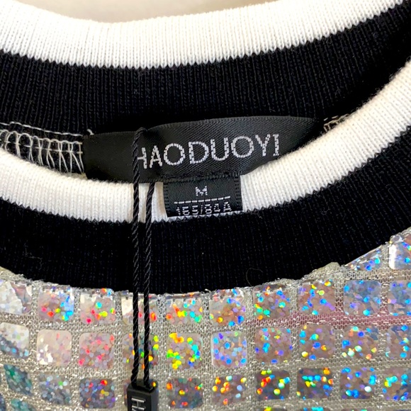 Holographic crop top - Picture 2 of 3